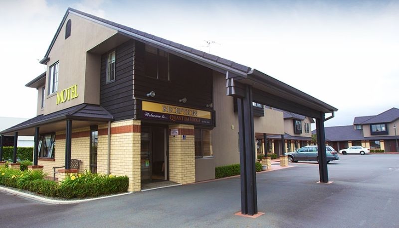 Info - Quantum Lodge Motor Inn