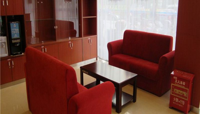 Wnętrze hotelu - Hanting Hotel Heyuan Avenue