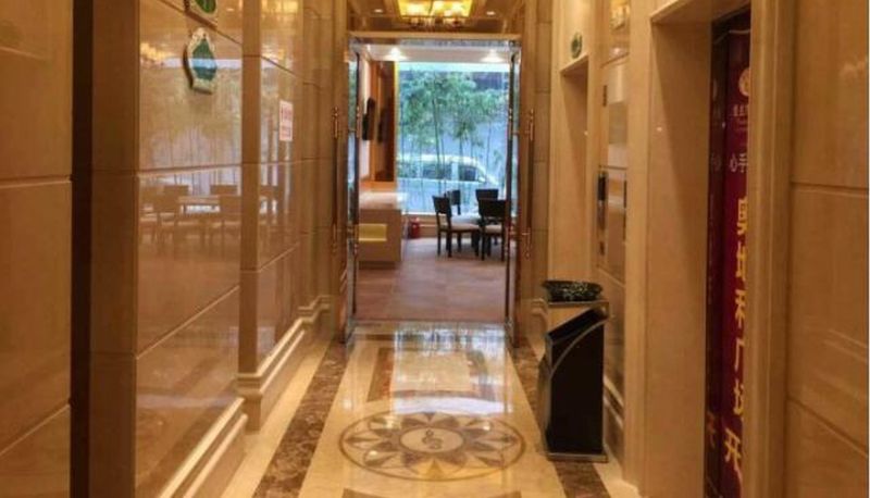 Hotel Innenbereich - Hubei) Vienna International Hotel (Wuhan International Convention and Exhibition Center International Convention and Exhibition Centre(Chinese Only)