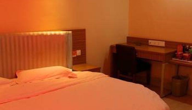 Zimmer - Wuyang Dingyao Business Hotel