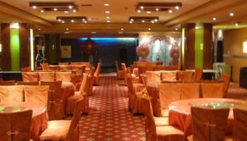 Sala prima colazione all'interno del ristorante - Yuzhou Hotel