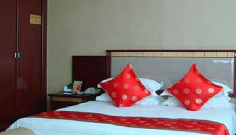 Camera - Yuzhou Hotel