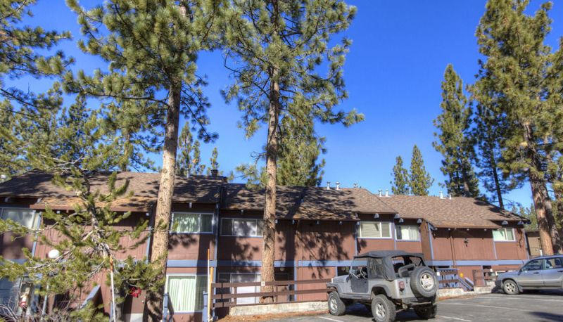 Vista exterior - Cozy Condo Close to Heavenly Slopes by RedAwning
