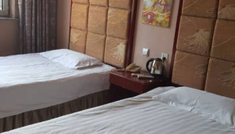 Zimmer - Junyi Chain Hotel (Tongliao Horqin District Railway Station North Square Store)