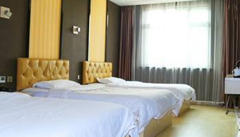 Zimmer - Golden Mango Express Hotel