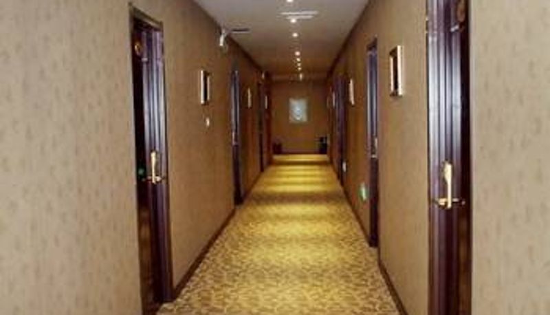 Info - Hongrun Business Hotel (Jinye Square Branch)