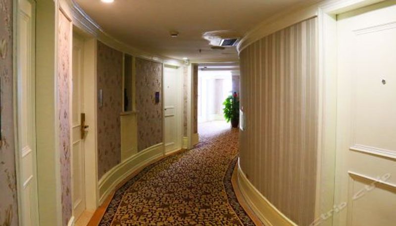 Recepción - Feida International Hotel