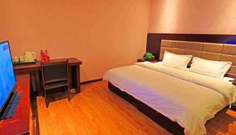 Habitación - Yinhong Hotel (Jiayuguan Xiongguan Square Datang Food Street)