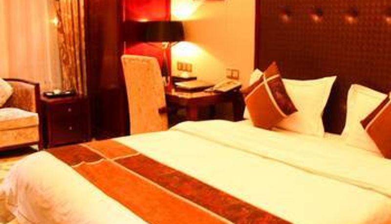 Camera - Dongfang Hotel