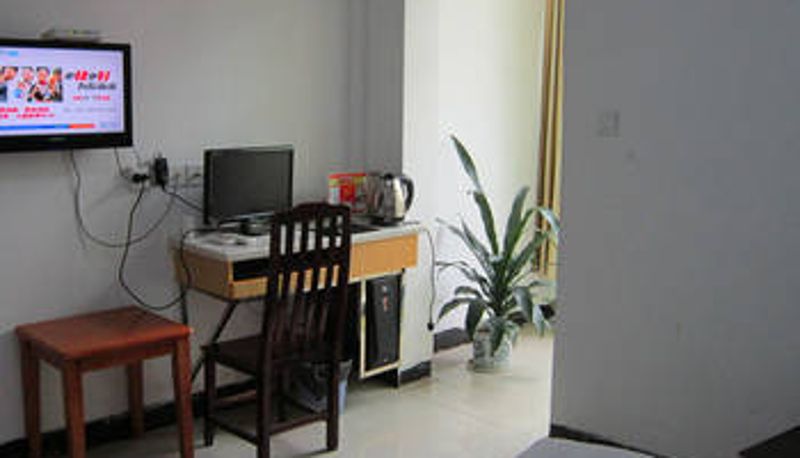 Camera - Quiet Business Hotel