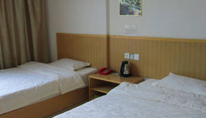 Camera - Quiet Business Hotel