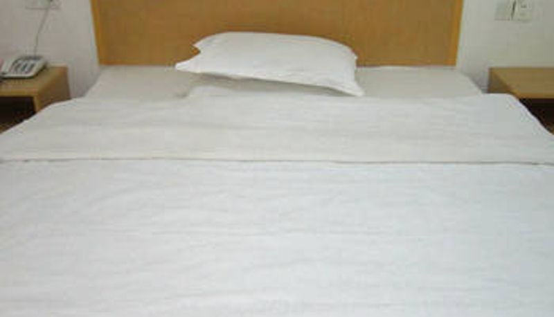 Camera - Quiet Business Hotel