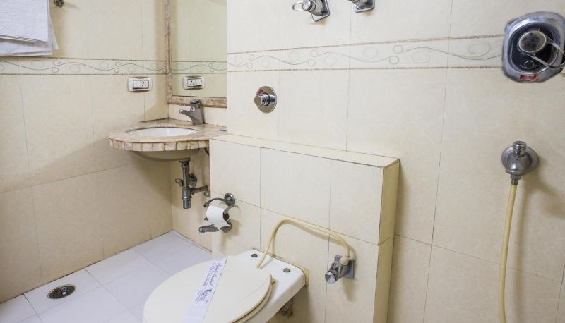 Info - Hotel Mandakini