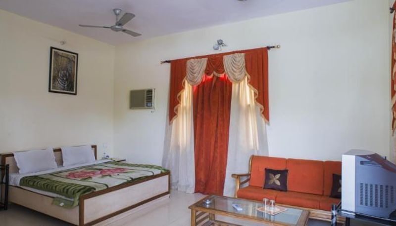 Info - Hotel Sanctuary Resort