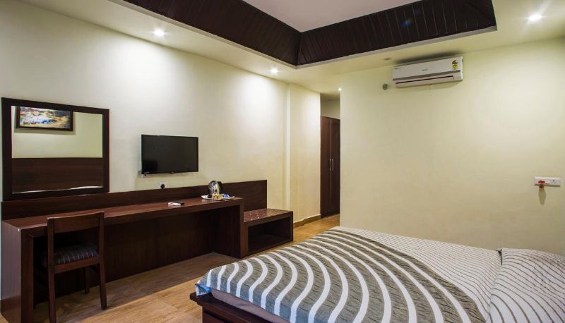 Info - Corbett Suman Grand
