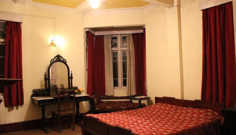 Info - Hotel Pineridge