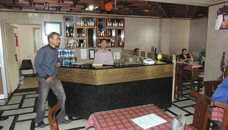 Info - The Amarjeet Hotel