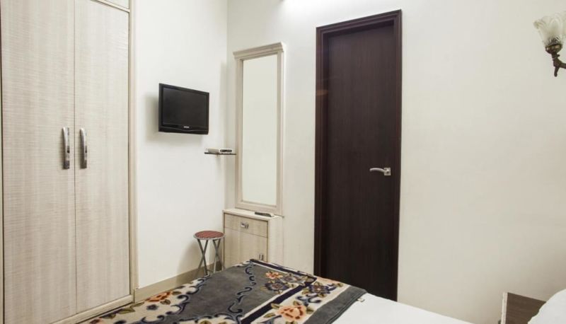 Standardzimmer (Doppel) - HOTEL MIDTOWN