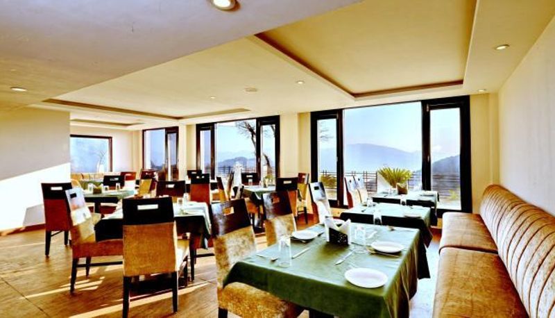 Sala śniadaniowa w restauracji - Hotel Patnitop Heights