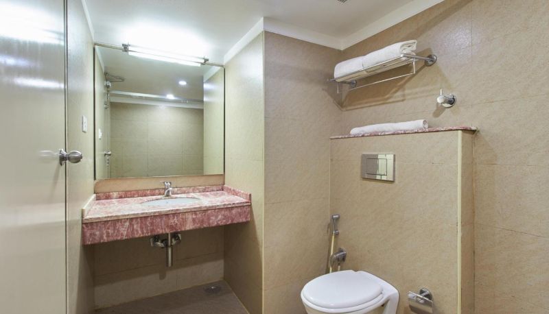 Info - Hotel Karai