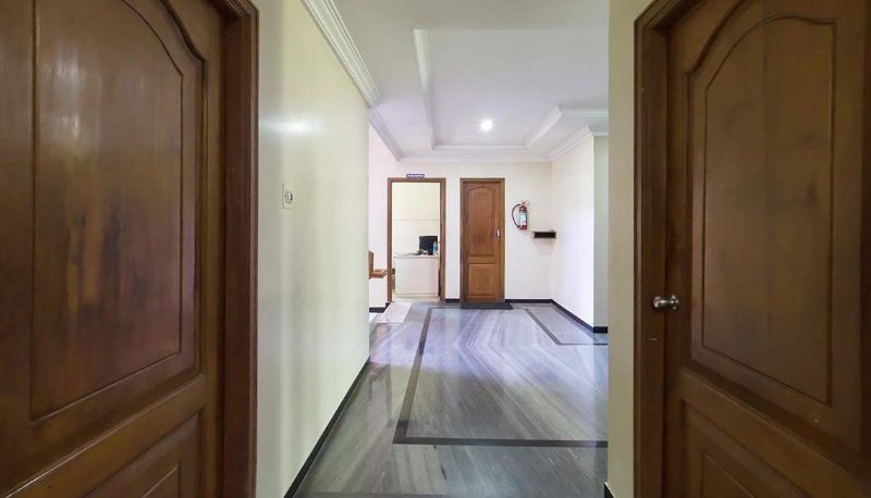 Info - Hotel Aryaas Ressidence