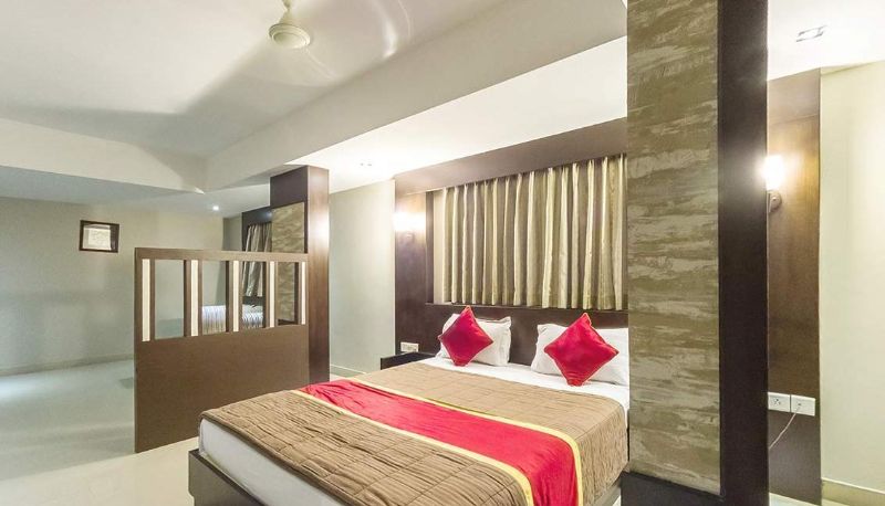 Info - Green Wood Inn And Suites