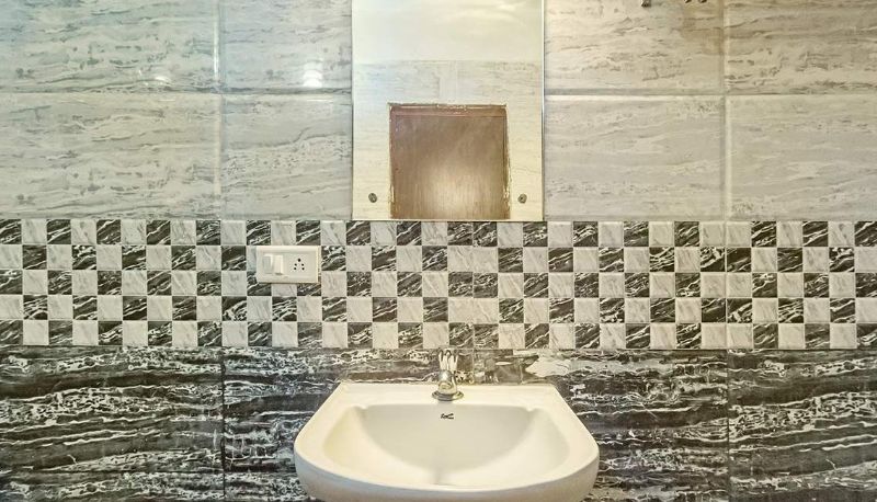 Info - Green Wood Inn And Suites