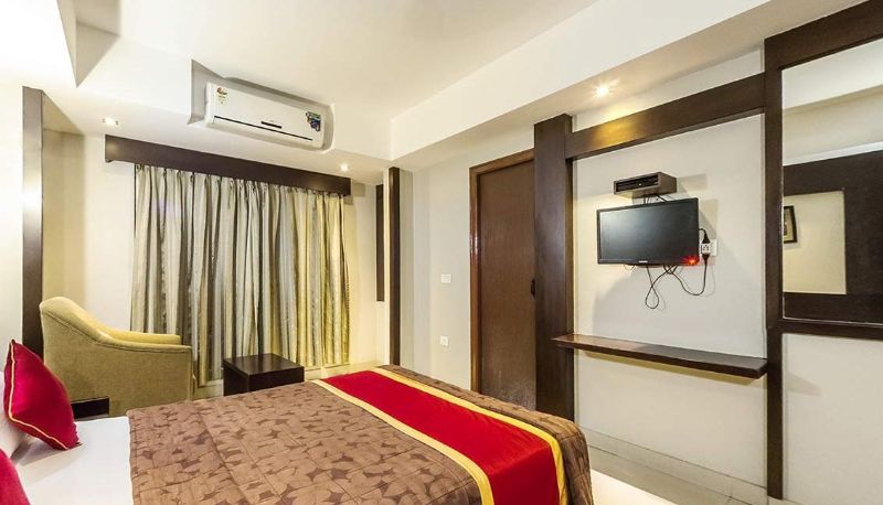 Info - Green Wood Inn And Suites
