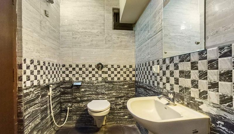 Info - Green Wood Inn And Suites