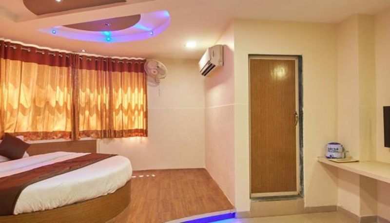 Info - Hotel Vrundavan