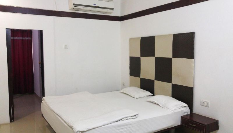 Info - Hotel Surya