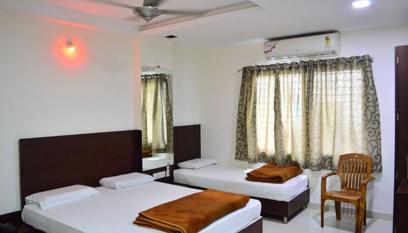 Info - Hotel Maheshwari Avenue