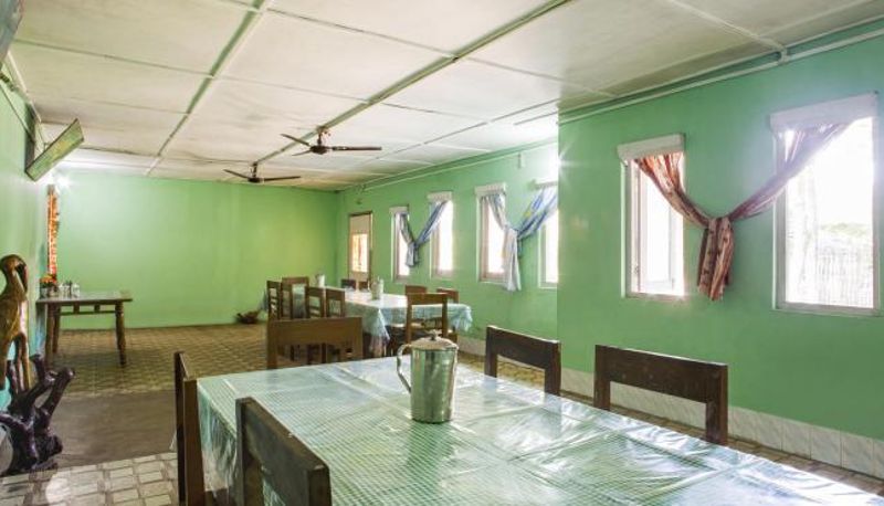 Sala prima colazione all'interno del ristorante - Kaziranga Resort Green Reed