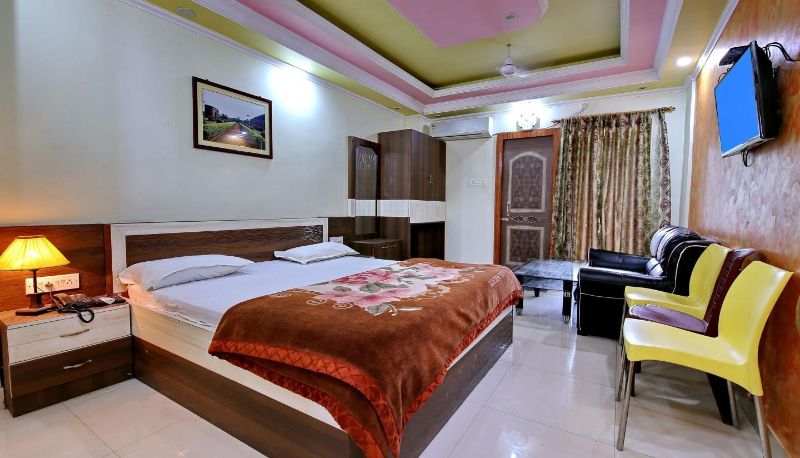 Info - Hotel Gitanjali