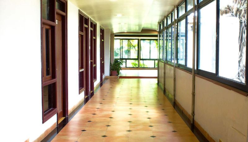 Lobby - Hotel Sudhir New ( 900 metres from Nakki lake )