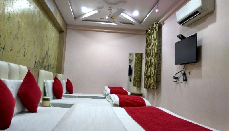 Info - HOTEL AAMANTRAN AVENUE