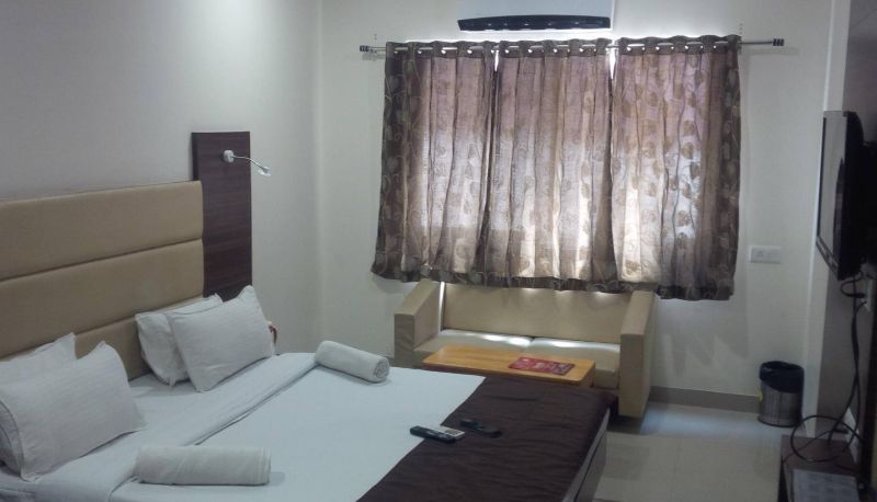 Info - HOTEL KALPANA PALACE