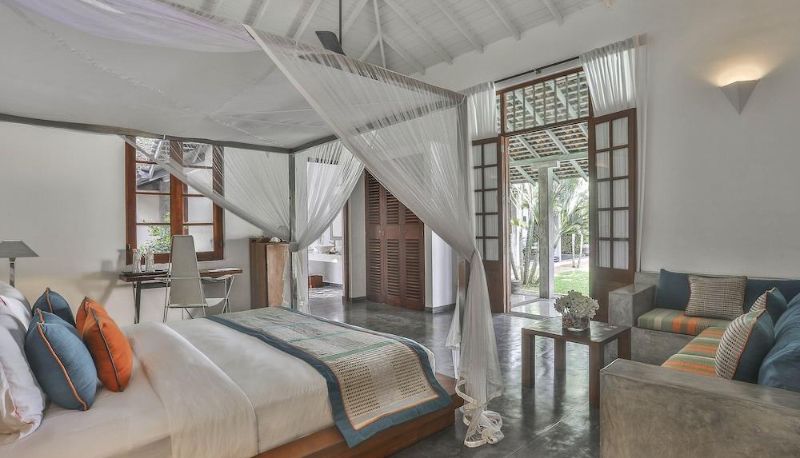 Standardzimmer - The Frangipani Tree By Edwards Collection