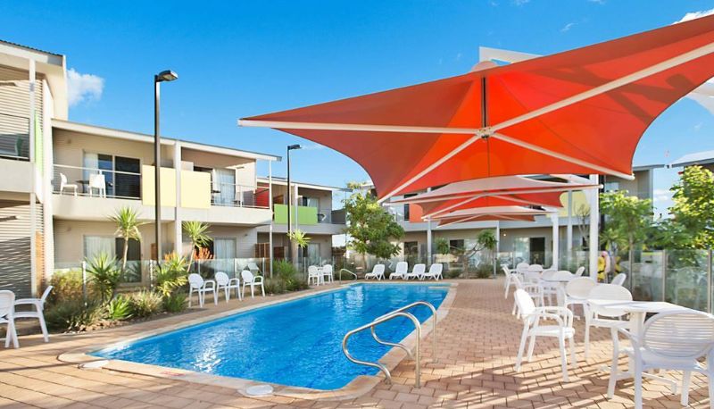 Info - Onslow Beach Resort