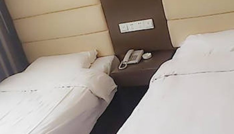Zimmer - Xuanyue Holiday Inn (Luoyang Wuzhou International Industrial Expo City Branch)