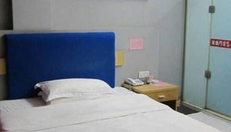 Zimmer - Xingdao Business Hotel Guigang