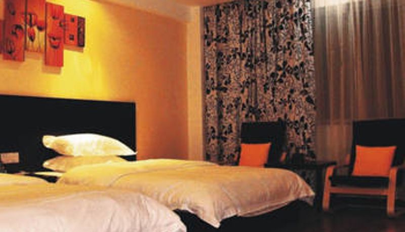 Camera - Yangguang Holiday Hotel