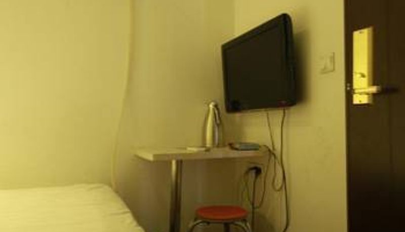 Zimmer - Luoyang White-collar Hotel