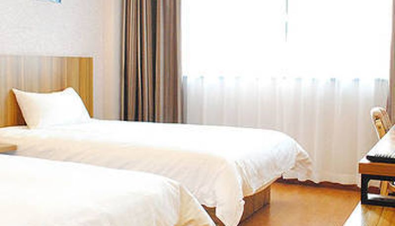 Camera - Yijia 365 Hotel