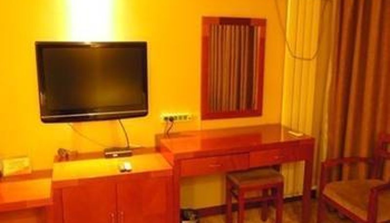 Habitación - 鄂尔多斯金伦假日酒店