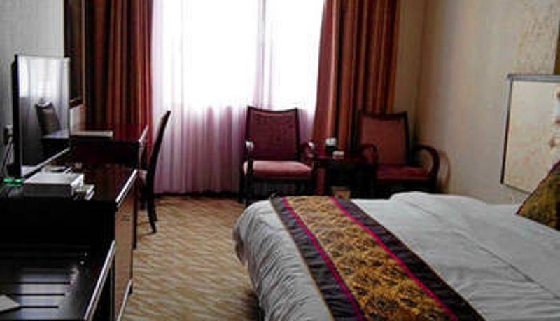 Camera - Baishun Hotel