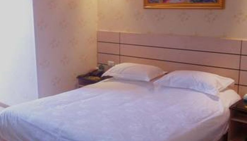 Camera - Crowne Plaza Inn Huainan