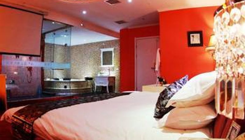Camera - Jiaozuo Wei'ai Fashion Theme Hotel