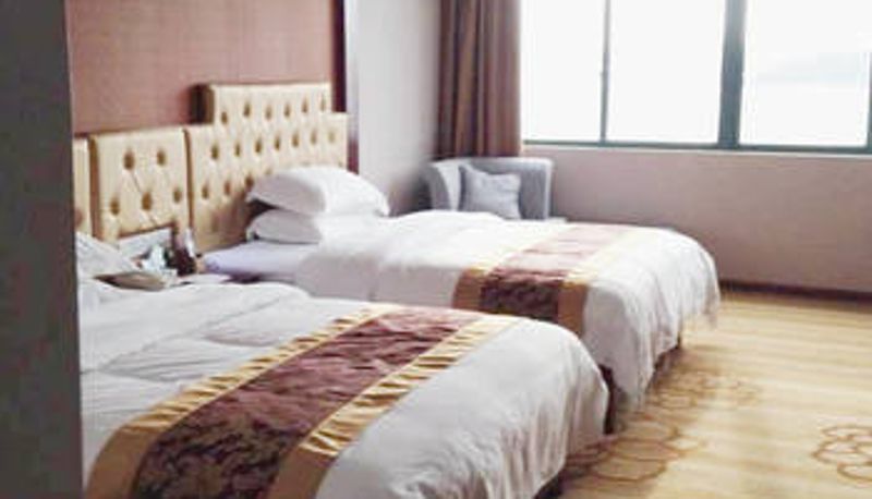 Zimmer - Blue Beach Hotel