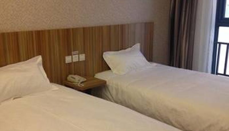 Zimmer - Yijia 365 Hotel